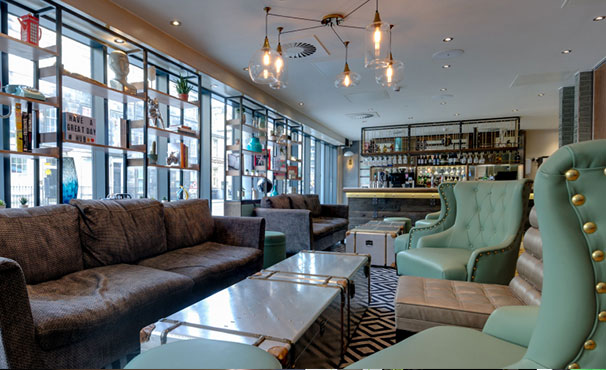 image-of-a-modern-and-stylish-lounge-area